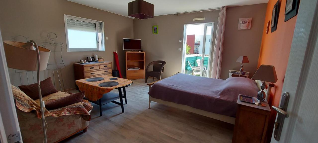 Chambre D'Hote Fleur De Potager Les Sables-dʼOlonne Екстериор снимка