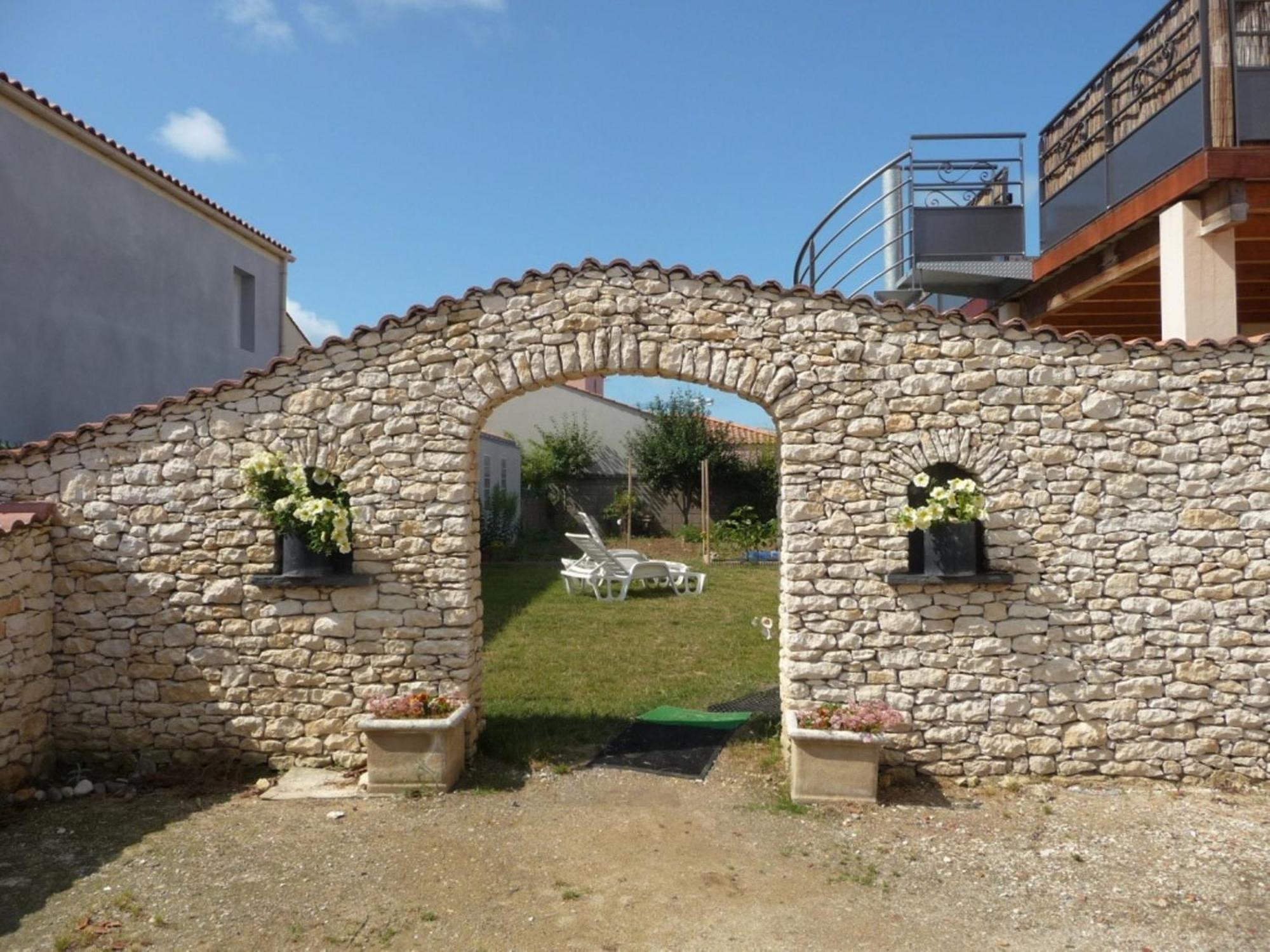 Chambre D'Hote Fleur De Potager Les Sables-dʼOlonne Екстериор снимка